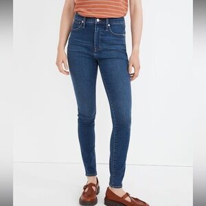 Madewell 10" High-Rise Skinny Jeans in Coronet Wash